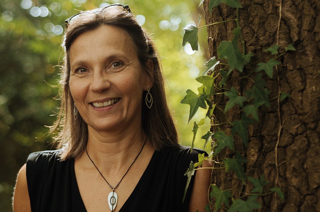 ANNE LECÈVRE